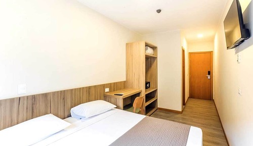 Chambre Économique Double ou avec lits jumeaux