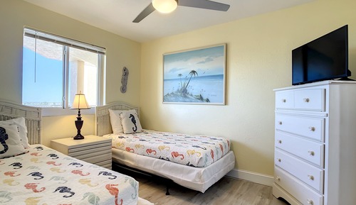 Appart'hôtel, plusieurs lits, balcon, vue océan (Oceania Beach Club 602)