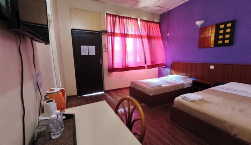 Standard Twin Room
