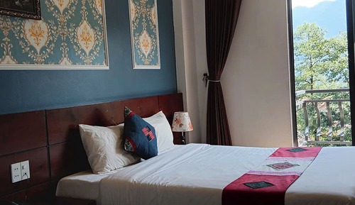 Family Double or Twin Room, 2 Queen Beds, Mountain View