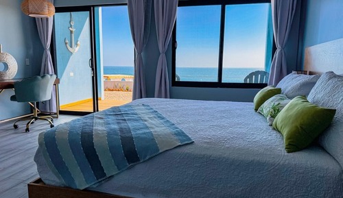 Deluxe Suite, Sea View