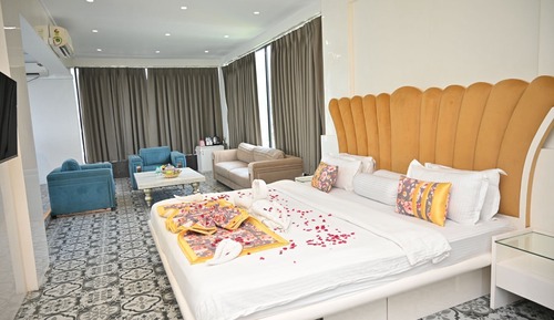 Presidential Suite