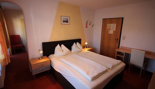 Chambre Standard Double ou avec lits jumeaux