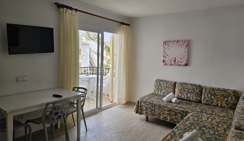 Appartement Familial, vue piscine