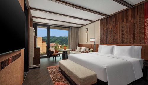 Standard Room, 1 King Bed