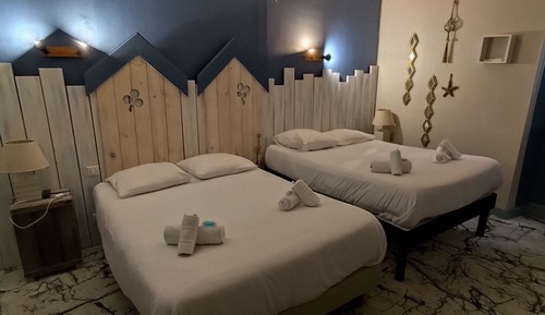 Chambre Quadruple Confort