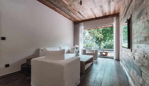 Chambre Double, vue montagne