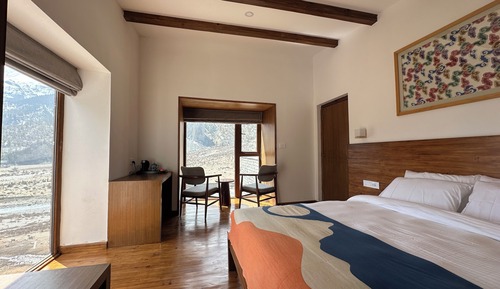 Chambre Deluxe Double ou avec lits jumeaux, vue montagne