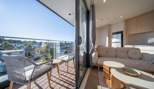 City Apartment, Balcony, City View