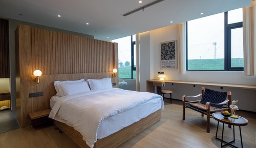 Chambre Double, vue montagne