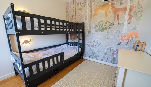 Chambre Familiale Double ou avec lits jumeaux, non-fumeurs, vue piscine