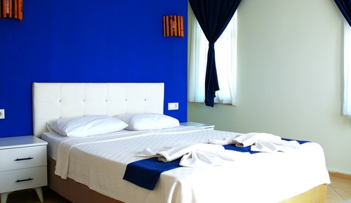 Chambre Standard Double ou avec lits jumeaux, balcon, vue montagne