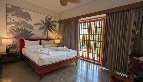 Chambre Double, vue ville