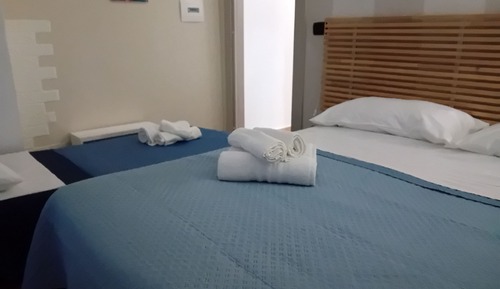 Chambre Double Familiale, animaux de compagnie acceptés, vue ville