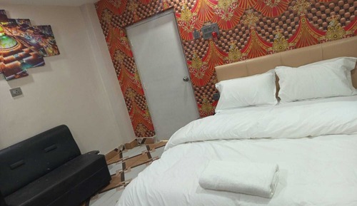 Chambre Double, vue ville