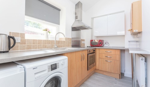 Appartement Luxe, cuisine, vue jardin