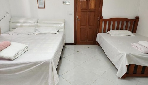 Chambre Quadruple, vue jardin