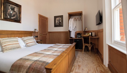 Chambre Standard Double ou avec lits jumeaux
