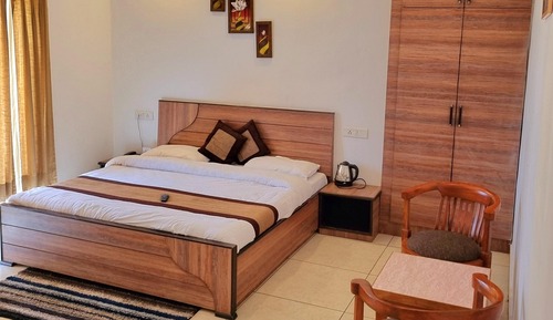 Chambre Double Standard, vue établissement