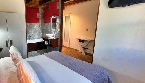 Studio, bain à remous, vue montagne (terraza y acceso ilimitado al SPA)