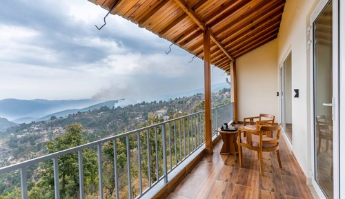 Chambre Exécutive, balcon, vue montagne