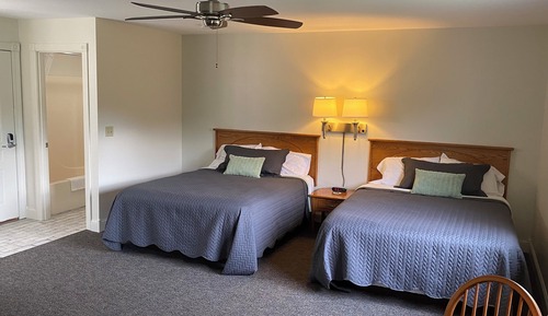 Chambre Quadruple Supérieure, 2 grands lits, non-fumeurs, vue fleuve