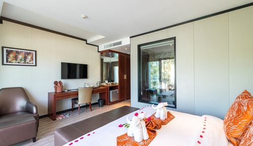Chambre Double Deluxe, 1 très grand lit, accessible aux personnes à mobilité réduite, vue jardin