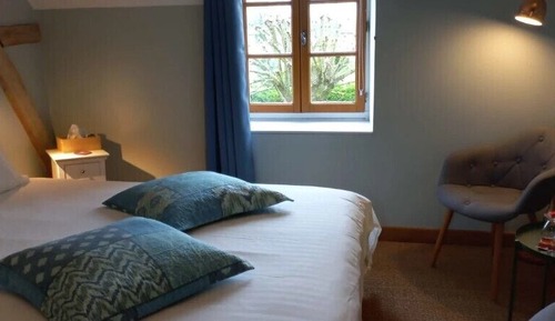 Chambre, vue jardin
