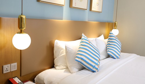 Chambre Simple Supérieure, vue ville