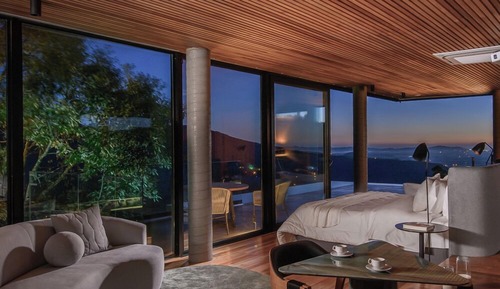 Suite Luxe, piscine privée, vue montagne