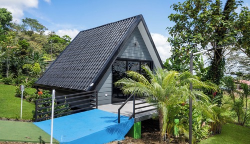 Bungalow Confort, accessible aux personnes à mobilité réduite, vue colline