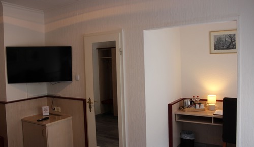 Chambre Double, vue ville