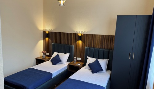 Chambre Classique Double ou avec lits jumeaux, vue cour intérieure