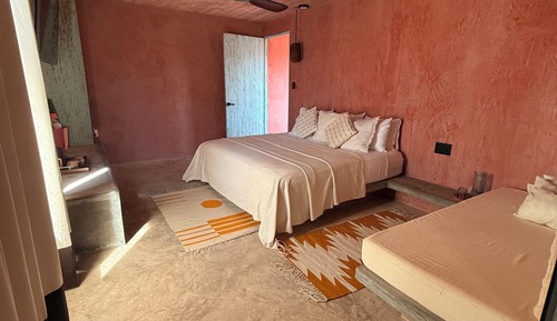 Chambre Triple Deluxe, vue partielle sur l'océan