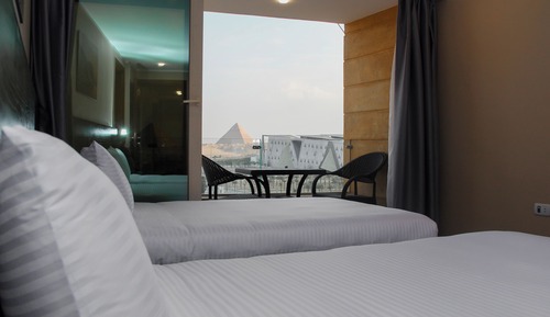 Chambre Deluxe Double ou avec lits jumeaux, balcon, vue montagne
