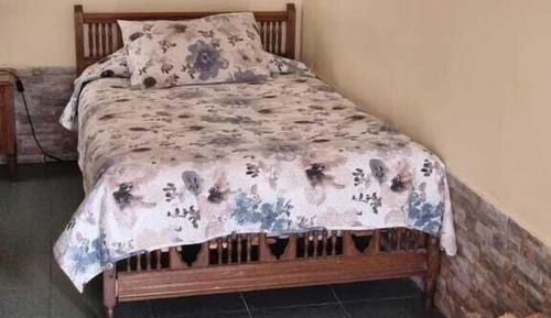 Chambre, 1 grand lit 1 place