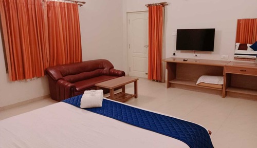 Chambre Double Supérieure, vue établissement