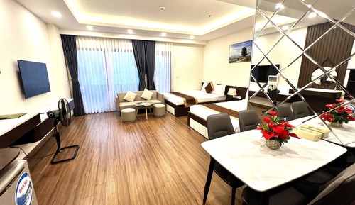 Studio Deluxe