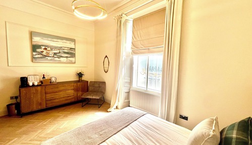 Chambre Double Supérieure, douche avec barres d’appui, non-fumeurs