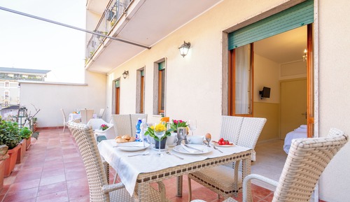 Chambre Luxe Double ou avec lits jumeaux, non-fumeurs, balcon