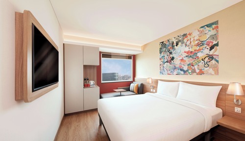 Chambre Supérieure, 1 grand lit (with Extra Benefits)