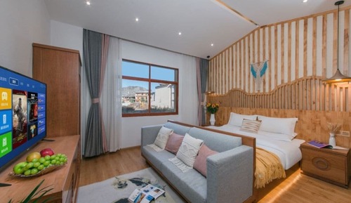 Chambre Double Supérieure, vue colline