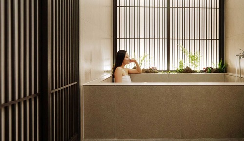 KOUM Signature Suite C