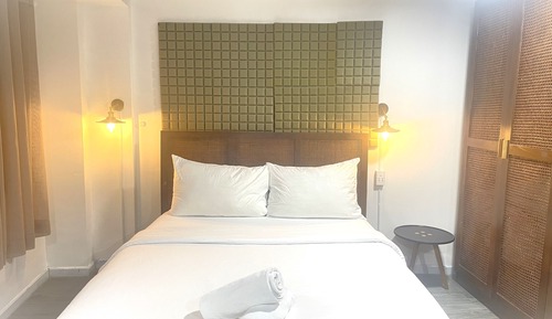 Chambre Double Confort, 1 grand lit, vue ville