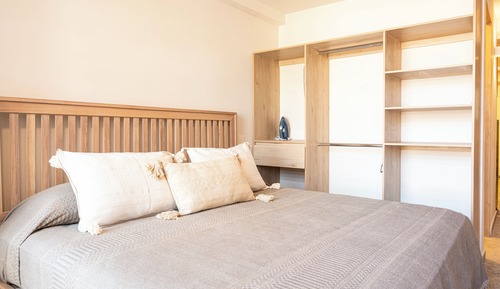 Appartement Standard, 1 très grand lit et 1 canapé-lit