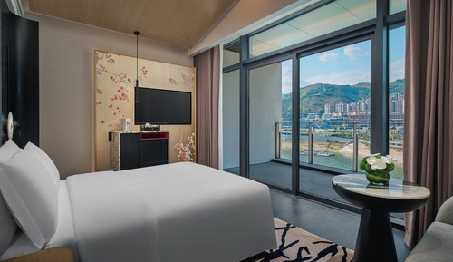 Chambre Standard, 1 grand lit, vue fleuve