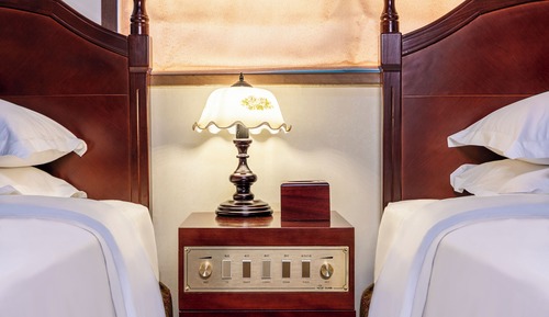 Chambre Classique avec lits jumeaux, vue colline