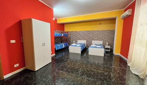 Appartement Confort, balcon, vue colline