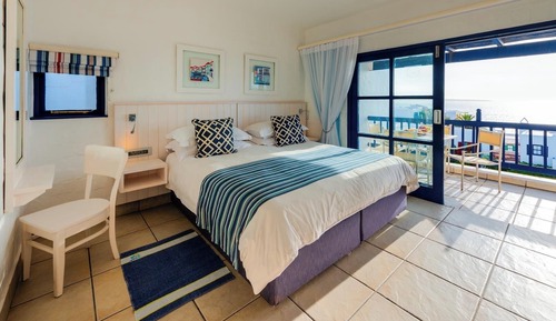 Appartement, balcon, vue piscine