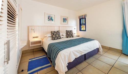 Appartement, balcon, vue piscine